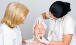 La importancia de consultar a dermatólogos en Talca para la piel
